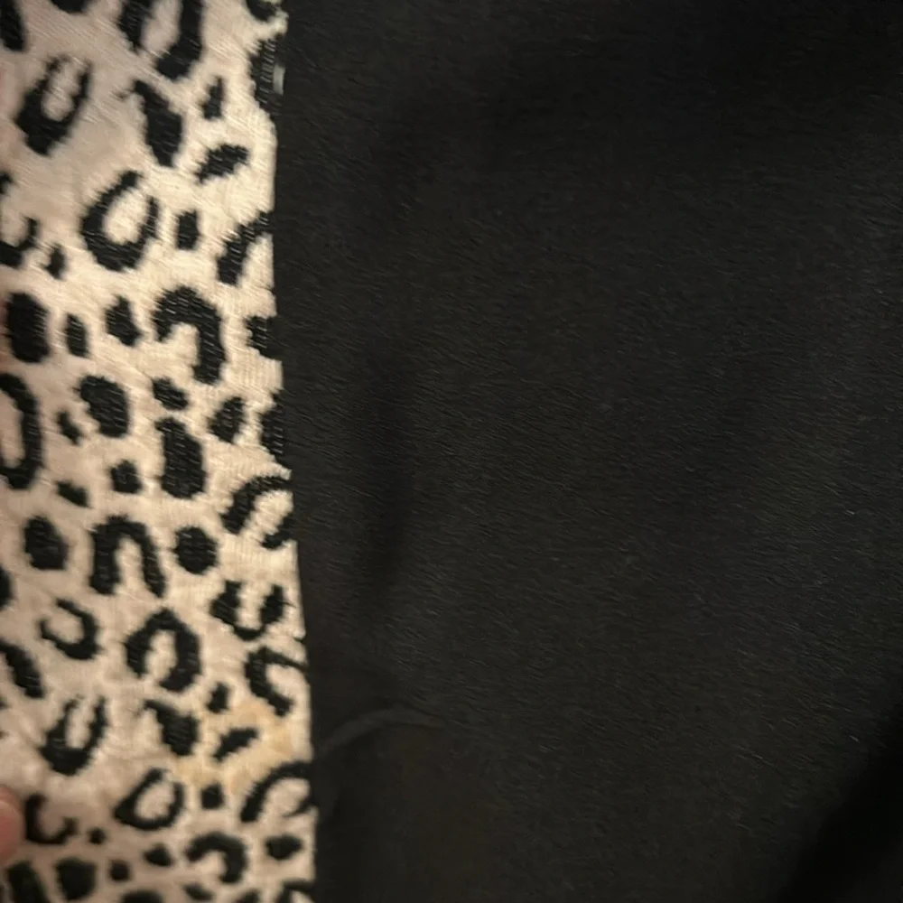 Sanctuary by Theory Leopard Print Medium Length Jacket-Size Small. - Picture 8 of 9